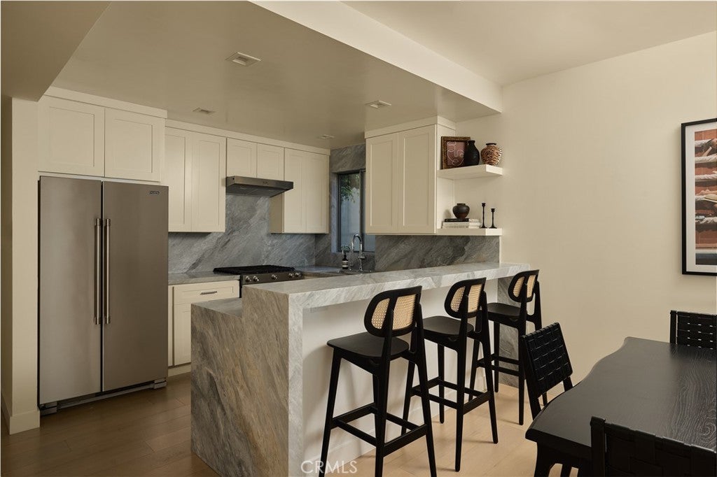8787 Shoreham Drive 105