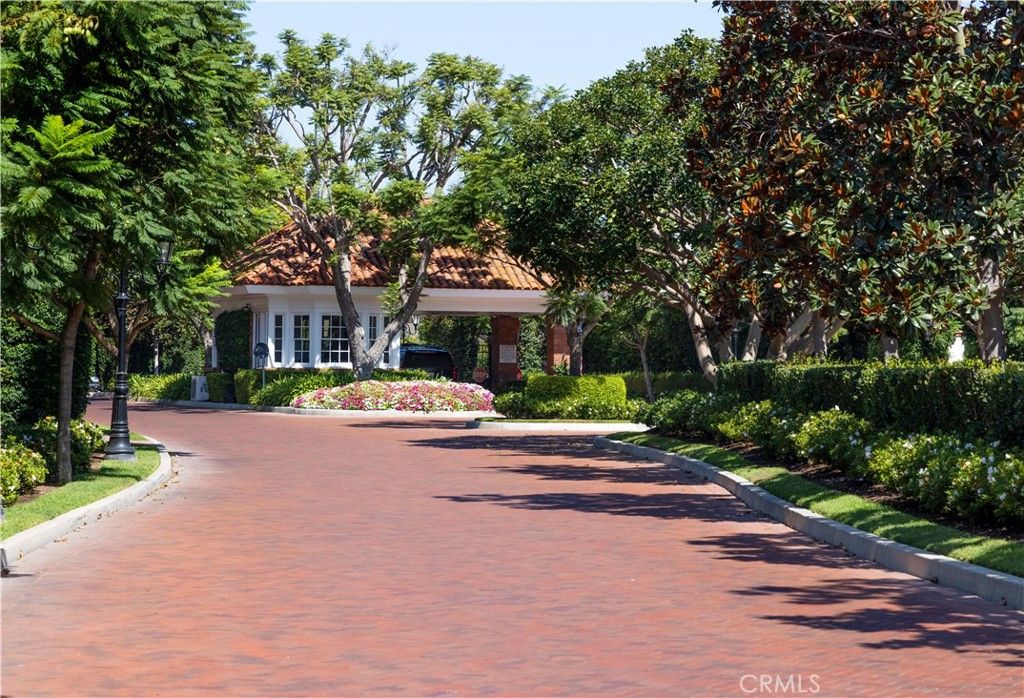 Photo of 3 Weybridge Court, Newport Beach, CA 92660 (MLS # OC26068420)