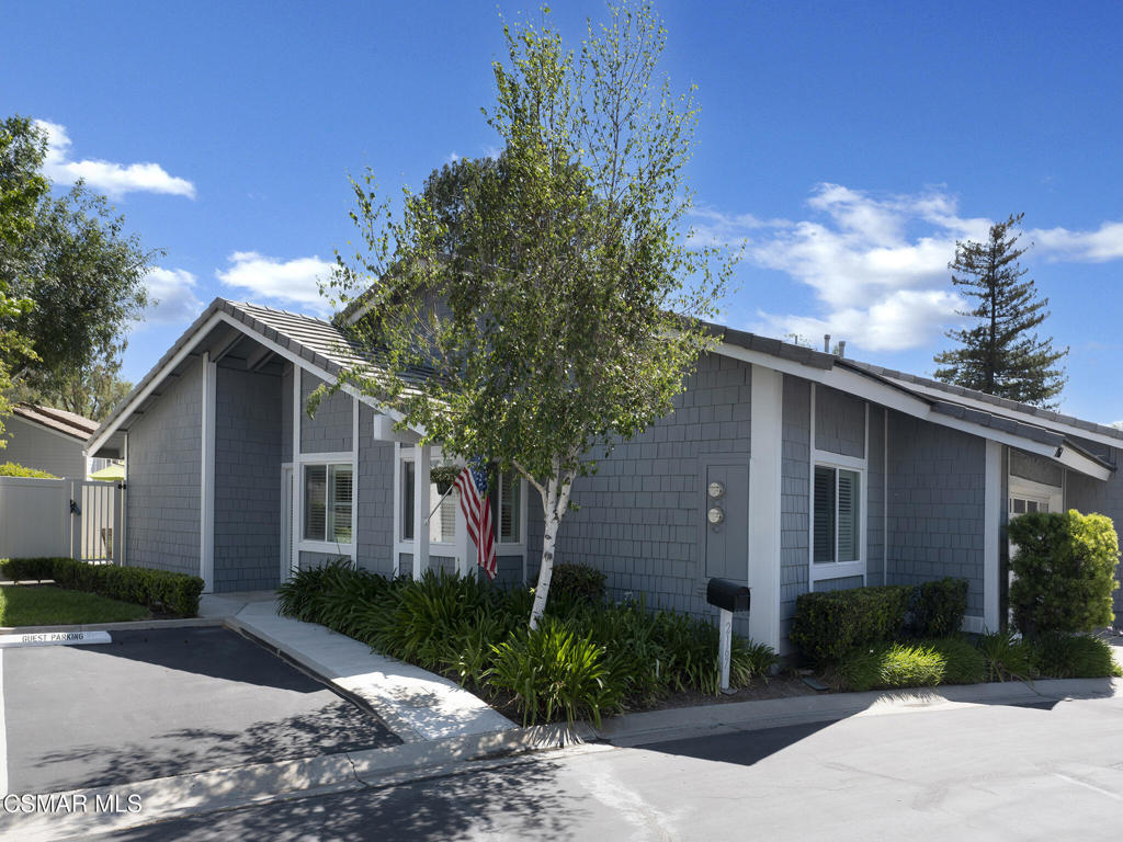 2167 Wimbledon Circle