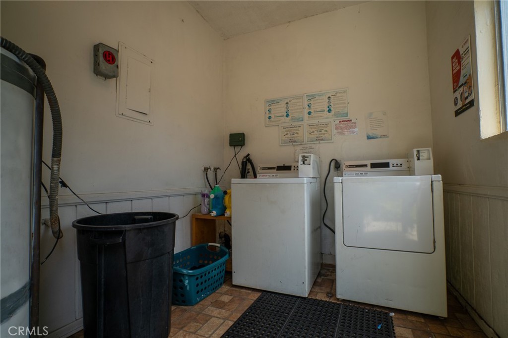 Circle (CA) - Residential Income