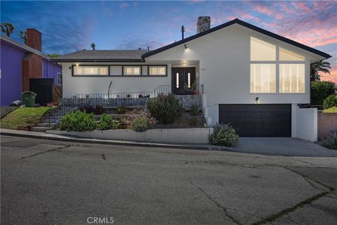 Photo of 3859 Hollyview Terrace, Culver City, CA 90232 (MLS # OC25124349)