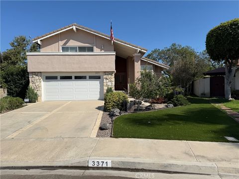 Photo of 3371 Pecan Street, Irvine, CA 92606 (MLS # OC26129291)