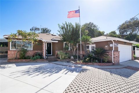 18724 S Brighton Gardena CA 90248