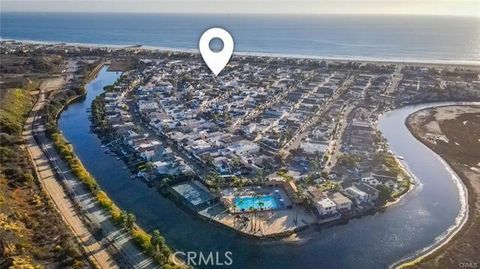 222 Cedar Street B Newport Beach CA 92663