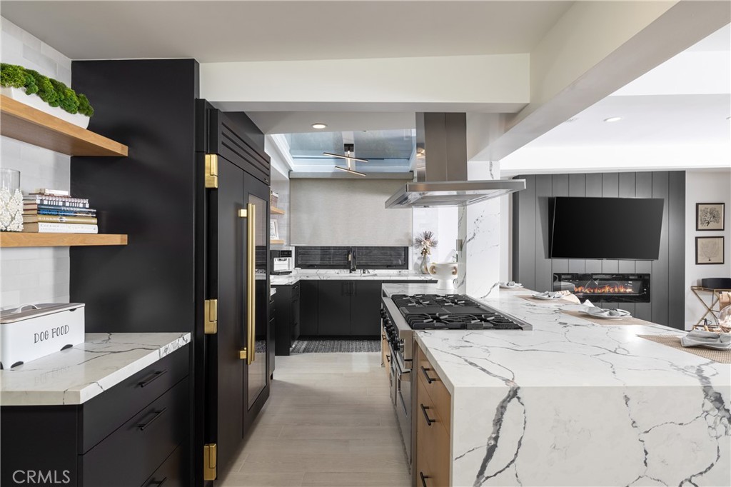 Beach Road Custom (BR) - Residential