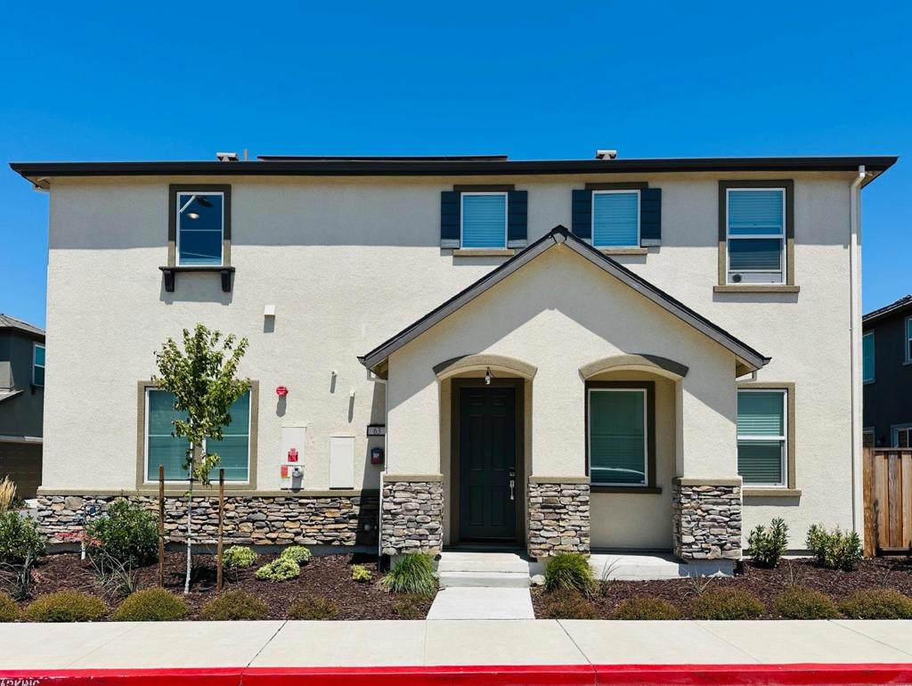Nestled in the quiet and well maintained Vista Del Mar II master planned neighborhood, this spacious 5bedroom, 4bath residence built in 2023 offers 2,226 sq ft of modern living space in two separate units. The main home comprises four bedrooms and three full baths, perfectly balanced for family living. A separate one bedroom ADU unit has a separate address and adds flexibility ideal as a rental, guest suite, or multigenerational arrangement. This residence lives like a luxury new build with community amenities including parks, basket and bocce ball courts, dog park, garden and more. Located within walking distance to Pittsburg/Bay Point BART Station, Sprouts grocery, Starbucks and more.
