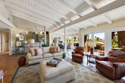 Photo of 40162 ViA Del Oro, Rancho Mirage, CA 92270 (MLS # 219154267DA)