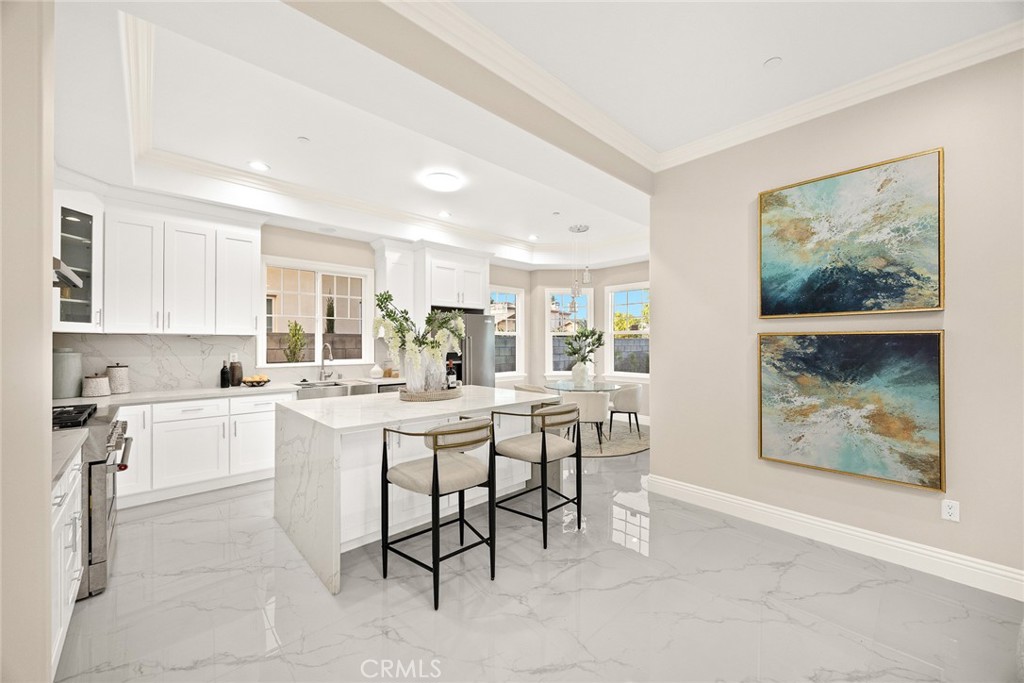 Temple City, California, 91780, United States, 5 Bedrooms Bedrooms, ,6 BathroomsBathrooms,Residential,Active,2011875