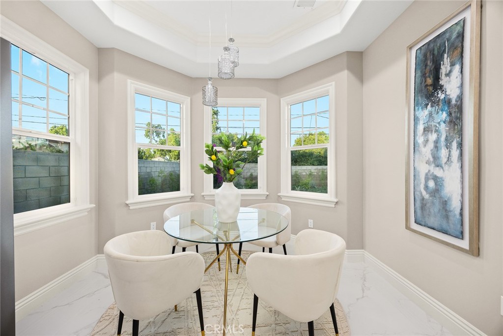 Temple City, California, 91780, United States, 5 Bedrooms Bedrooms, ,6 BathroomsBathrooms,Residential,Active,2011875