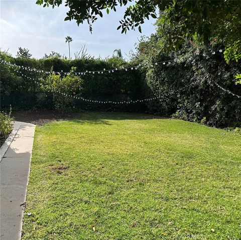 Photo of 15440 Dickens Street, Sherman Oaks, CA 91403 (MLS # SR26090823)