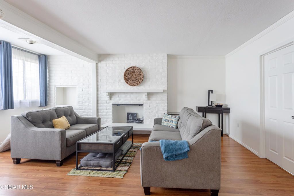Photo of 1337 Edgewood Way #37, Oxnard, CA 93030 (MLS # 225005313)