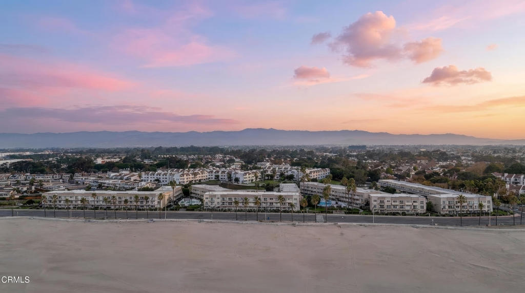 275 E Surfside Drive