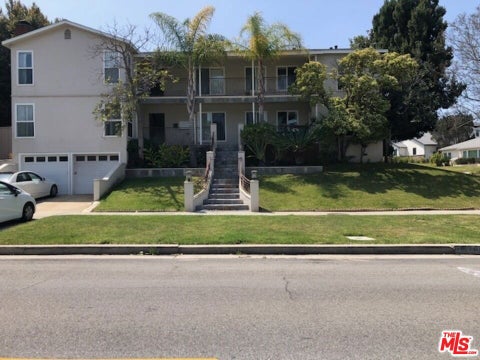 Photo of 7805 Airport Boulevard, Los Angeles, CA 90045 (MLS # 26876131)