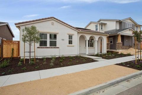 Photo of 623 Santa Lucia Way, Marina, CA 93933 (MLS # ML82055124)