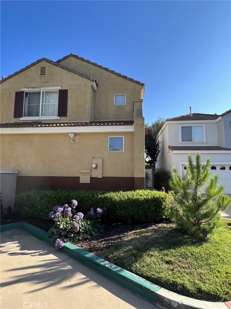 2180 Village Way