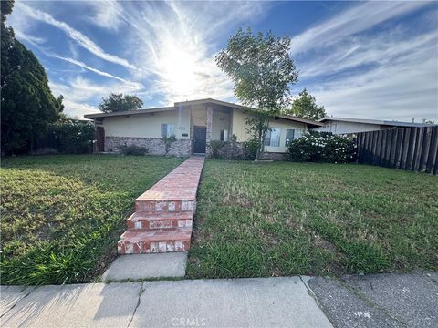 Photo of 10831 Balboa Boulevard, Granada Hills, CA 91344 (MLS # CV26072330)