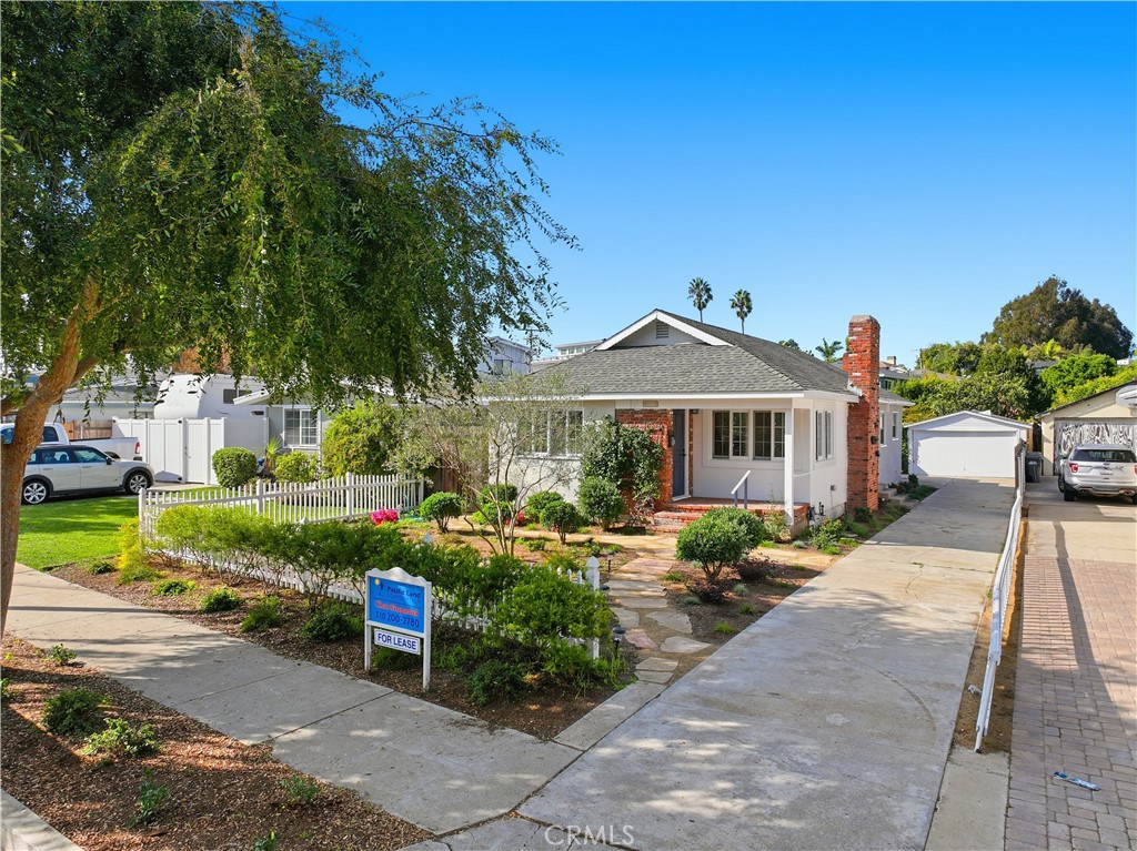 815 South Juanita Ave