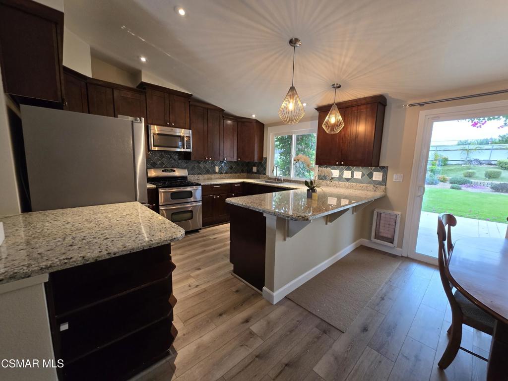 ParkOaks-524 - 1005372 - Residential Lease