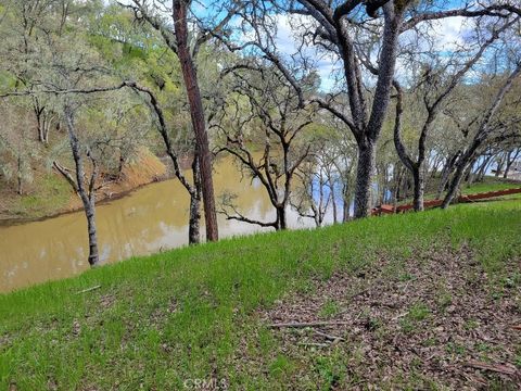 Photo of 3120 E Beach, Bradley, CA 93426 (MLS # NS26075439)