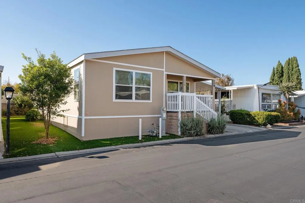 Oceanside, California 92057, United States, 4 Bedrooms Bedrooms, ,2 BathroomsBathrooms,Residential,Active,233369