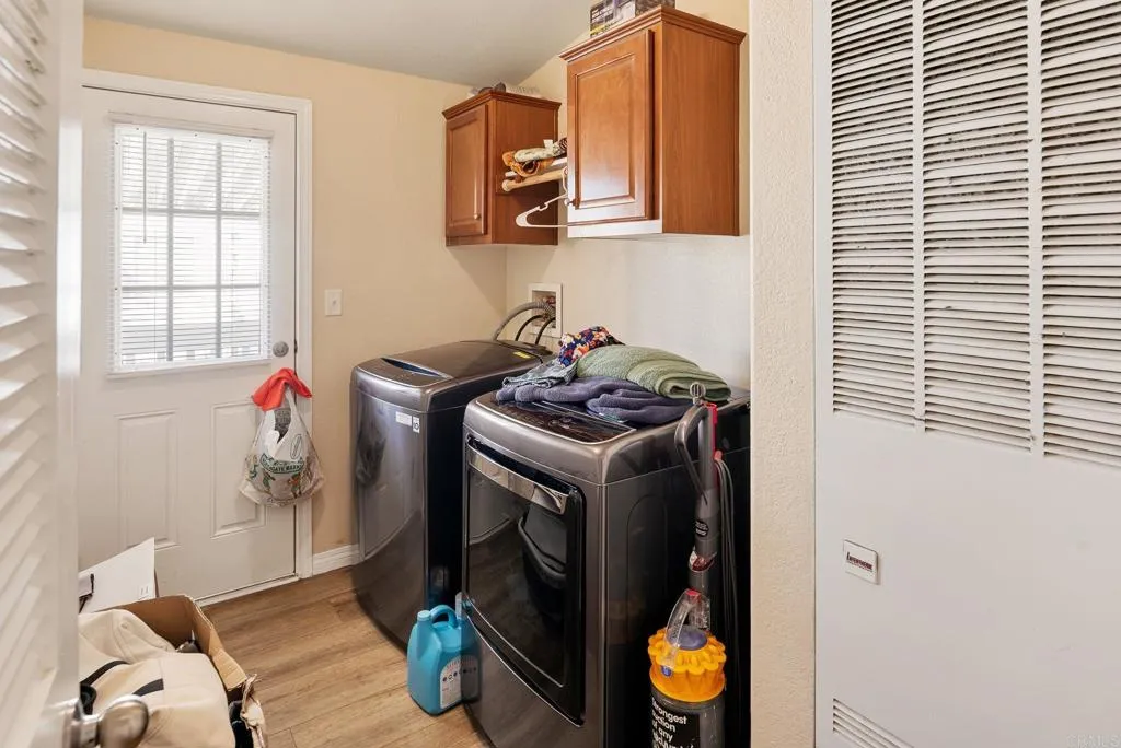 Oceanside, California 92057, United States, 4 Bedrooms Bedrooms, ,2 BathroomsBathrooms,Residential,Active,233369