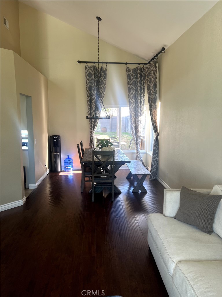 13035 Arlington Lane