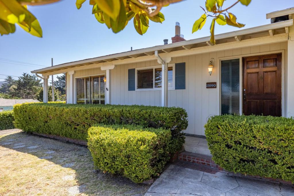 25990 S Carmel Hills Drive