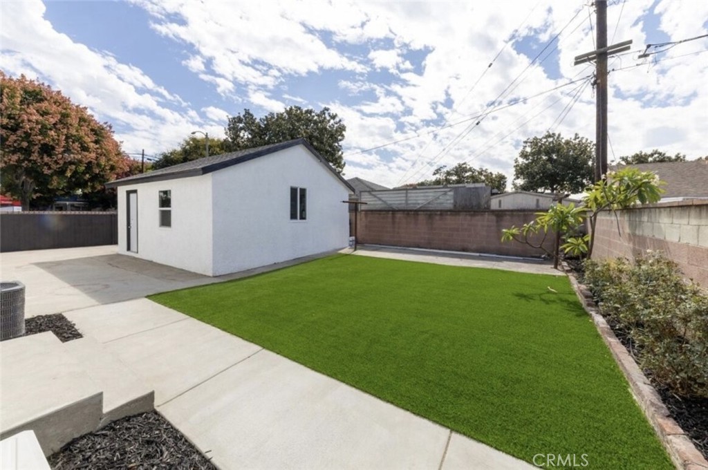 North Long Beach (NLB) - Residential Lease