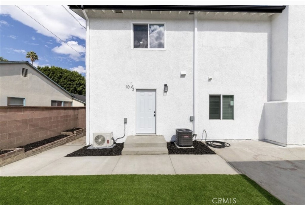 North Long Beach (NLB) - Residential Lease