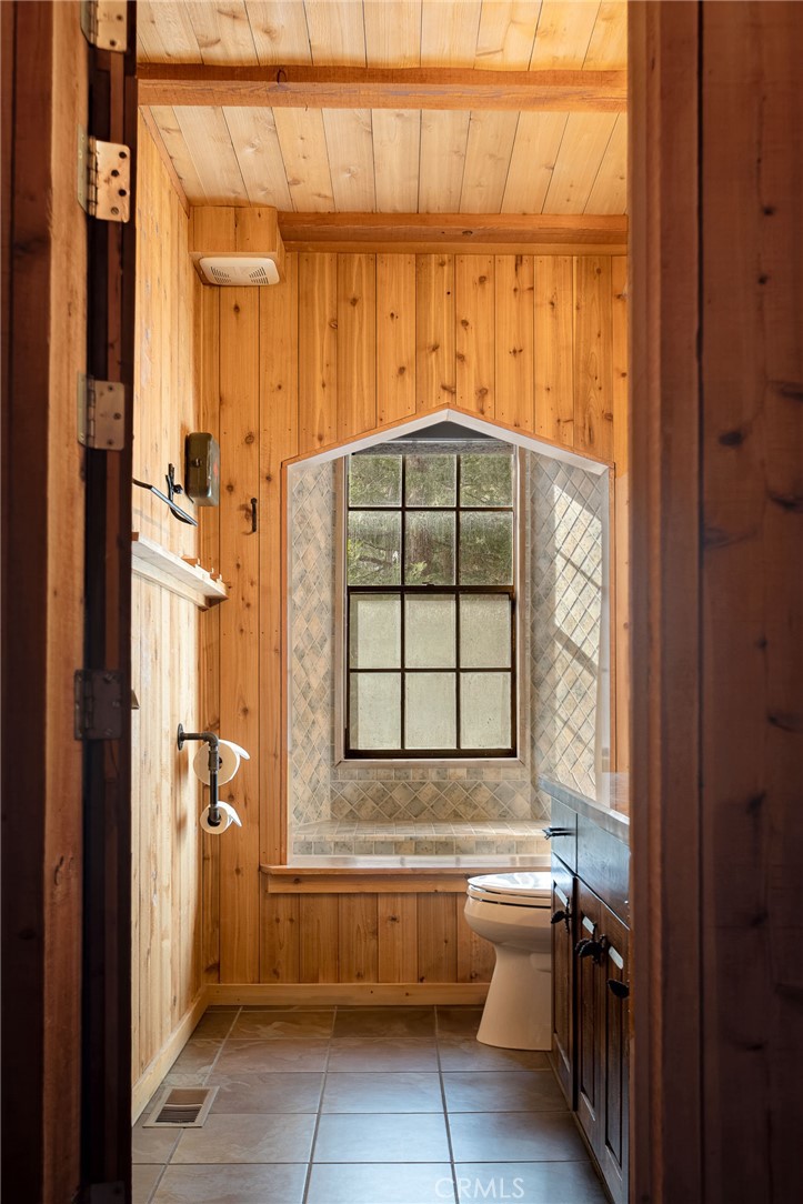 Arrowhead Woods (AWHW) - Residential