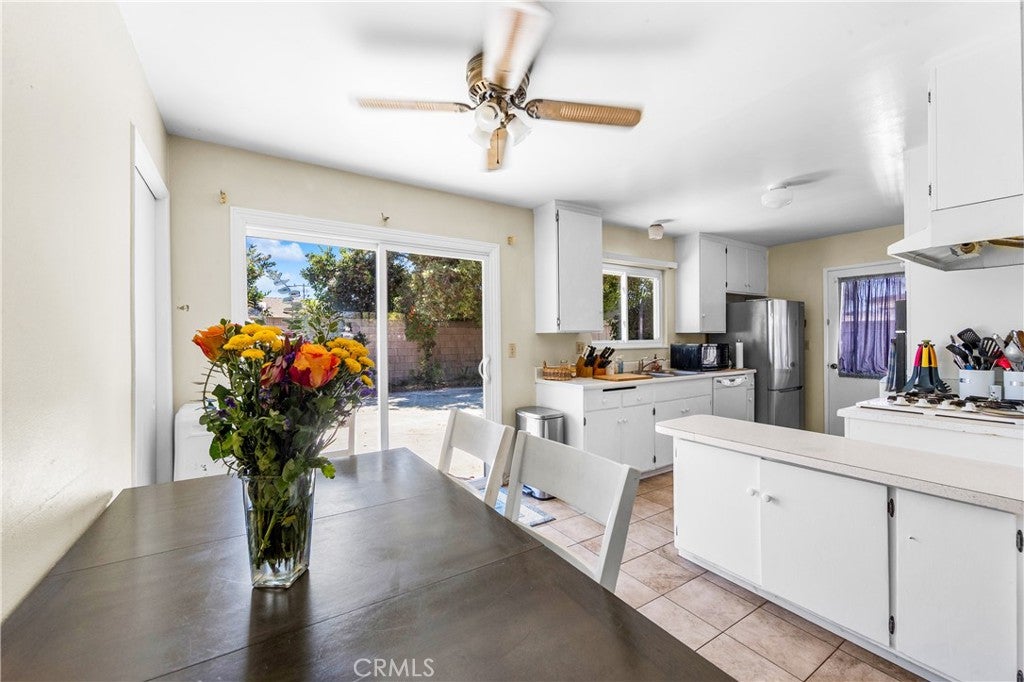 5652 Harold Pl, Huntington Beach CA 92647 - Photo 9