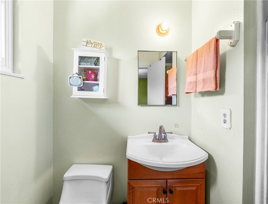5652 Harold Pl, Huntington Beach CA 92647 - Photo 33