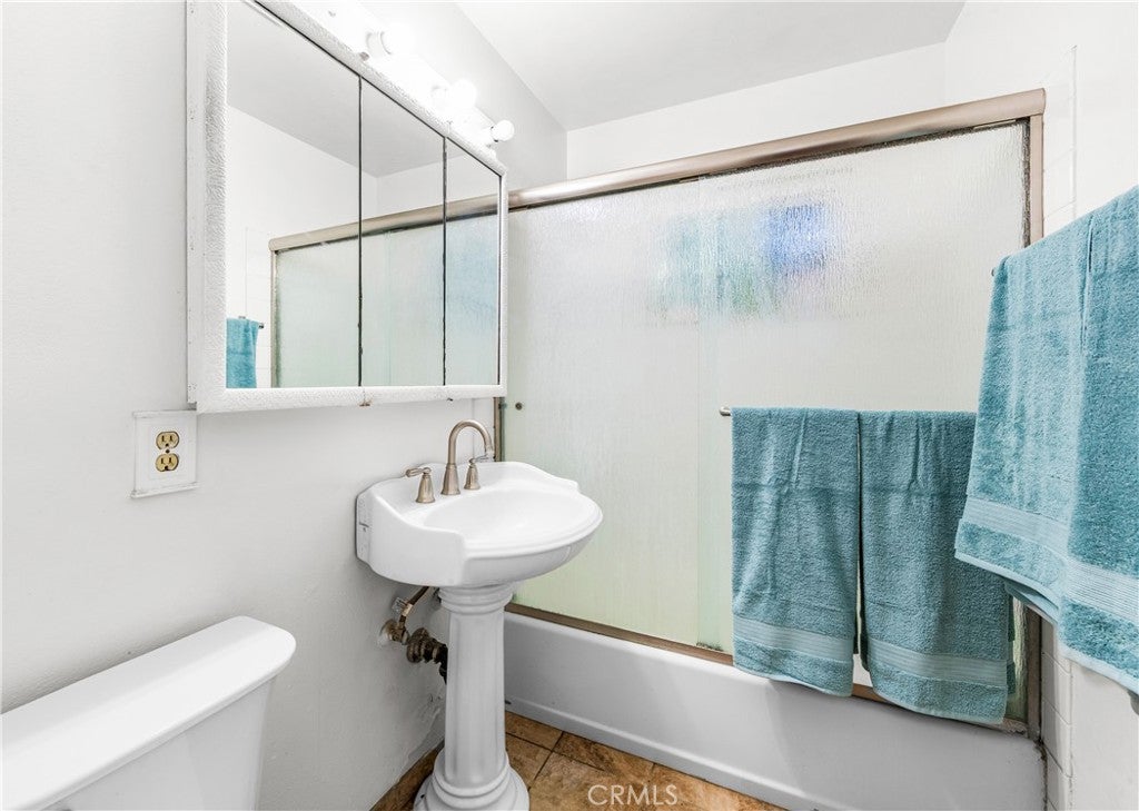 5652 Harold Pl, Huntington Beach CA 92647 - Photo 27