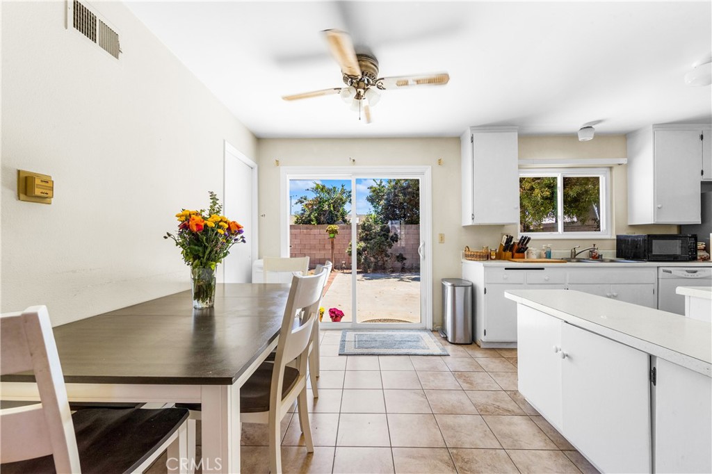 5652 Harold Pl