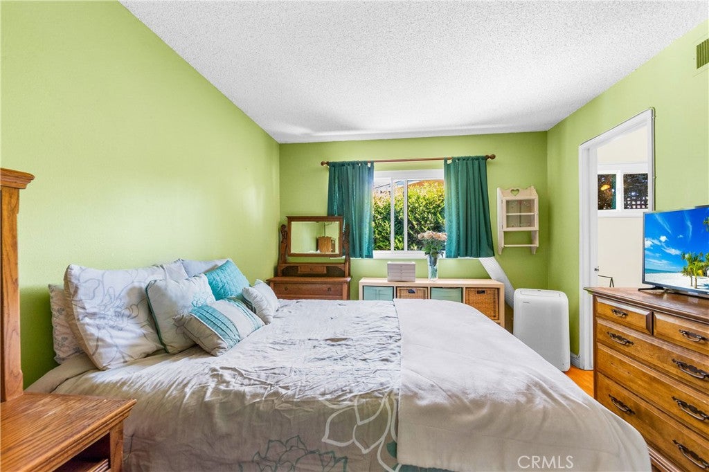 5652 Harold Pl, Huntington Beach CA 92647 - Photo 29