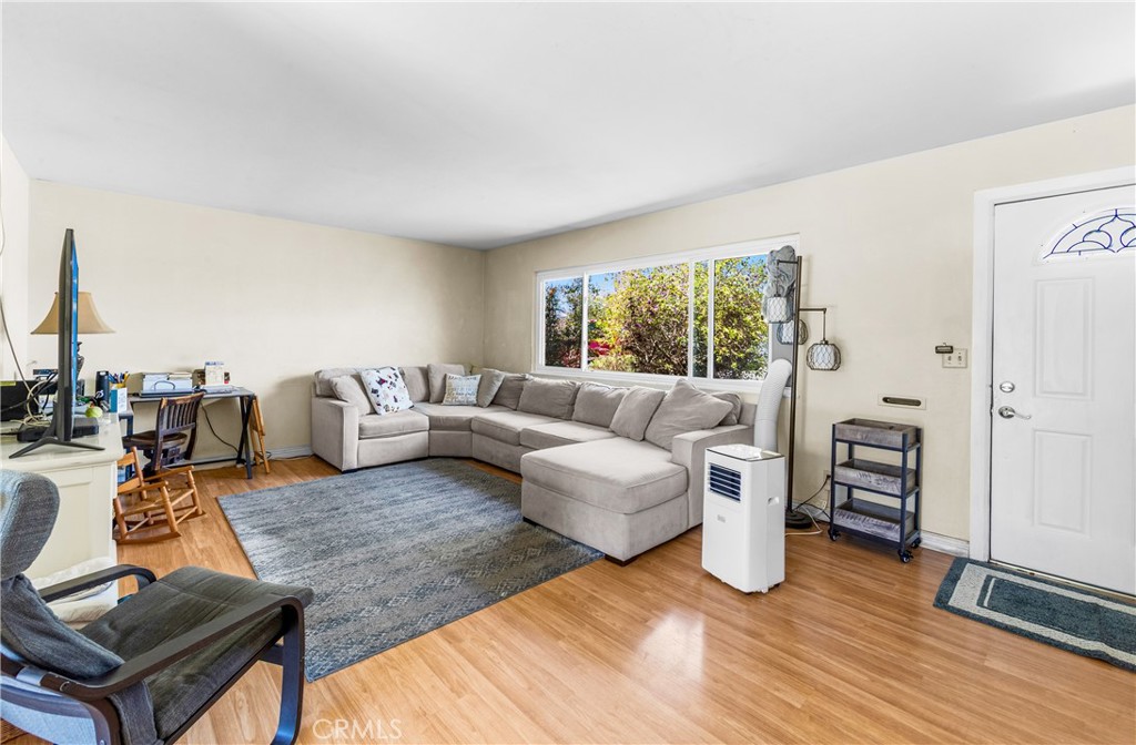 5652 Harold Pl