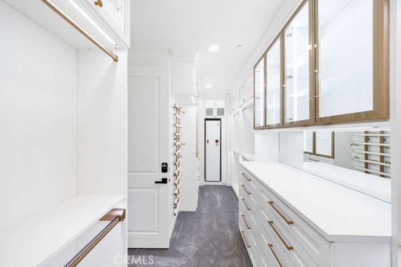 Varenna (OHVAR) - Residential