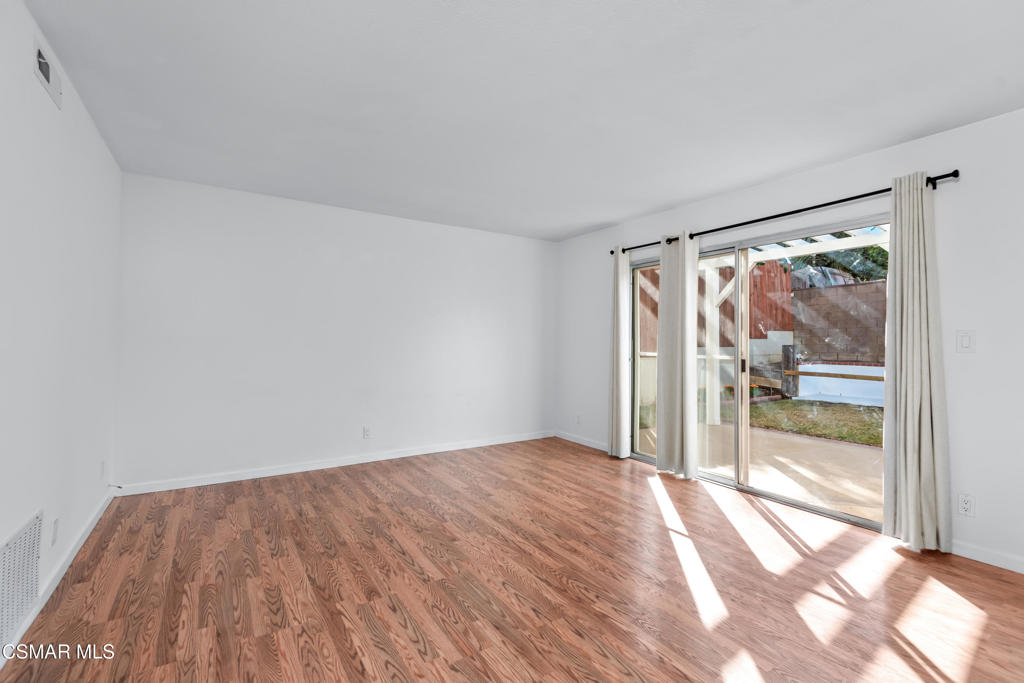 Ventu Park-124 - 124 - Residential