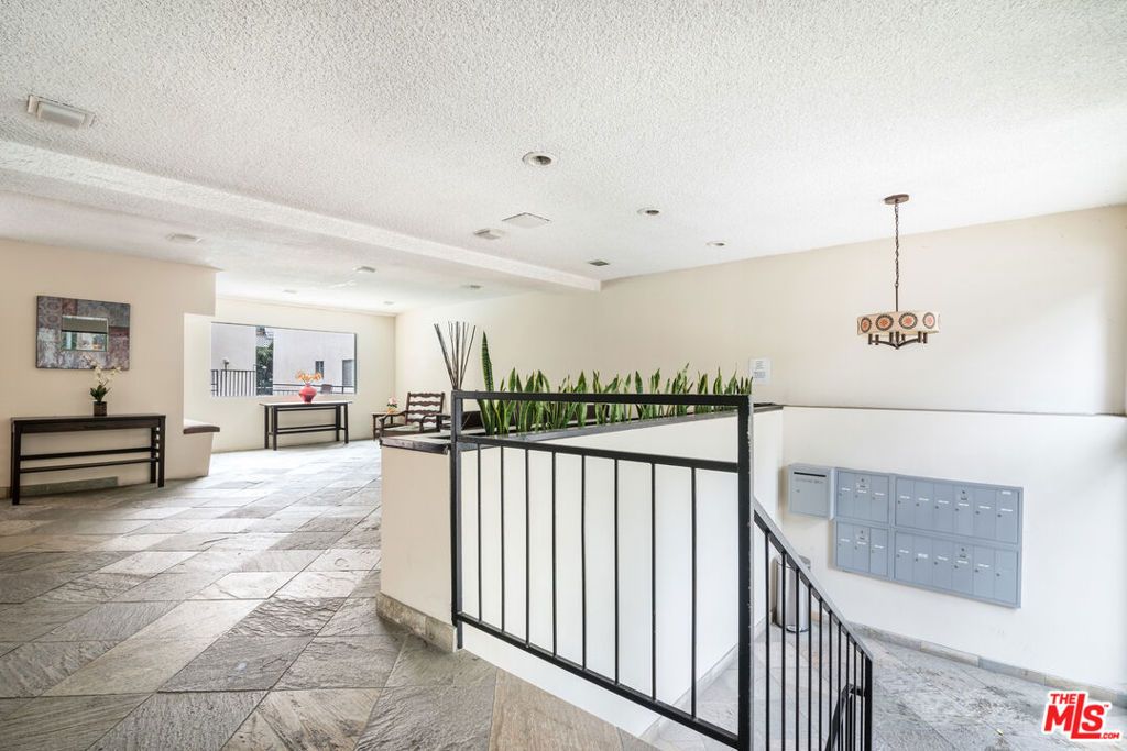 Photo of 7540 W HAMPTON Avenue #202, West Hollywood, CA 90046 (MLS # 26701913)
