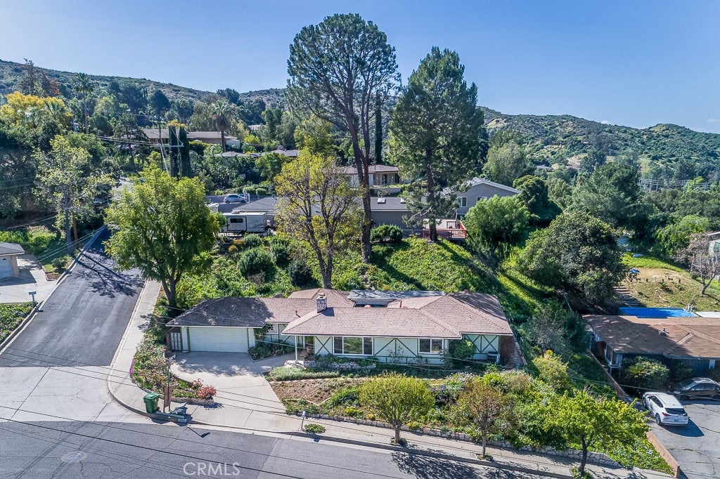 9780 Sombra Terrace