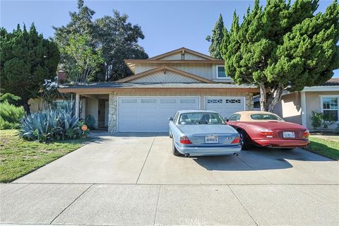 17215 Buttonwood Fountain Valley CA 92708