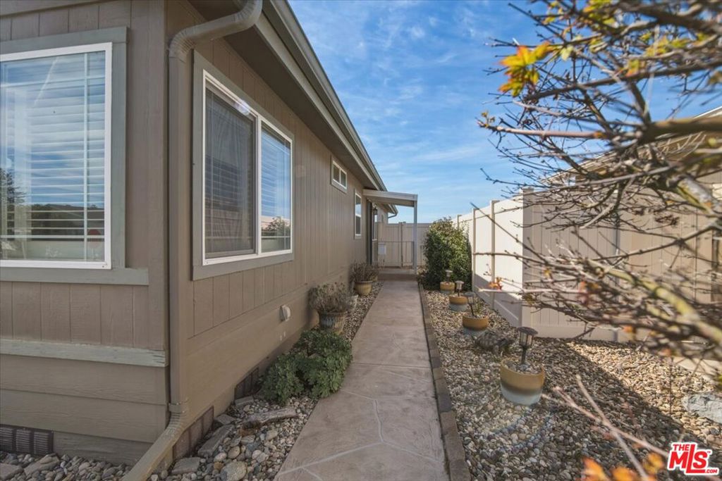 3301 Turtle Creek Drive