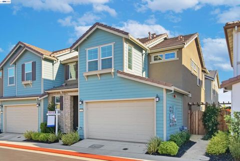 Photo of 168 E Calder Dr Dr, Mountain House, CA 95391 (MLS # 41132908)