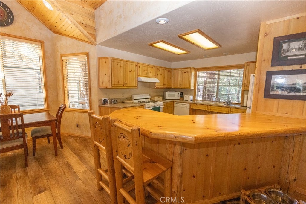 617 Villa Grove
