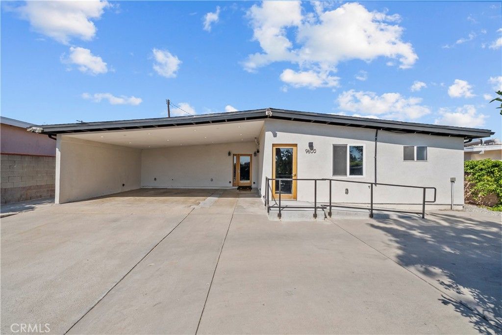 Photo of 9600 Amboy Avenue, Pacoima, CA 91331 (MLS # SR25149451)