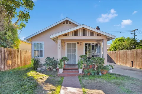 130 E 107th St, Los Angeles, CA 90003 - MLS#: HD25248389