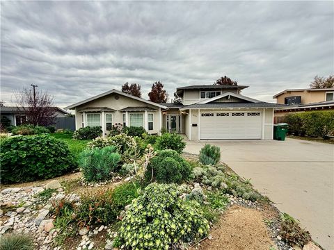 Photo of 2734 Grove St, La Verne, CA 91750 (MLS # PW26028921)