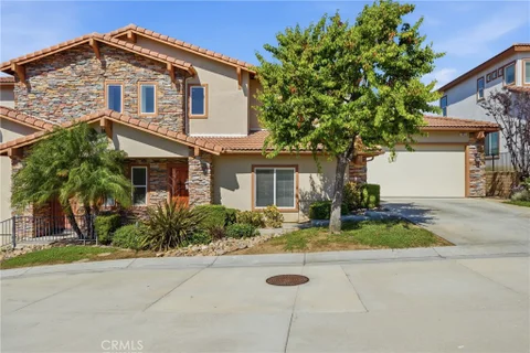 585 Via Pueblo, Riverside, CA 92507 - MLS#: IV26097895