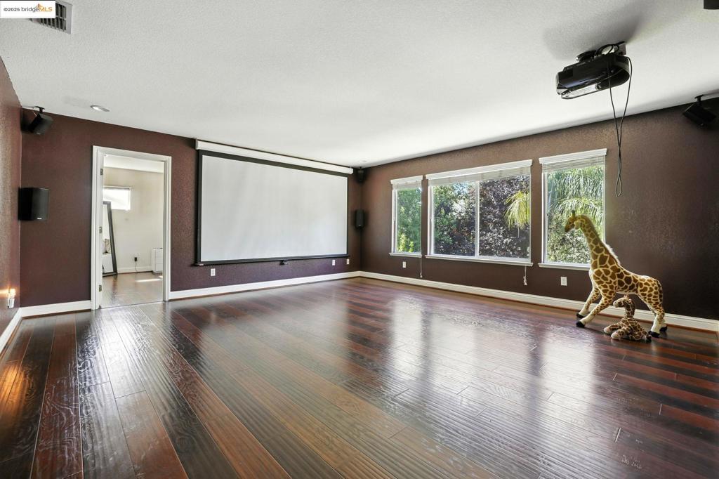 NATOMAS AREA - Residential