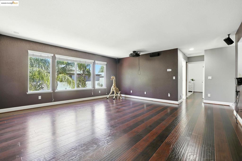 NATOMAS AREA - Residential